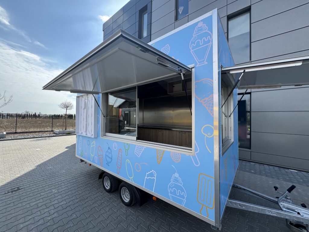 Przyczepa SweetMania – mała gastronomia